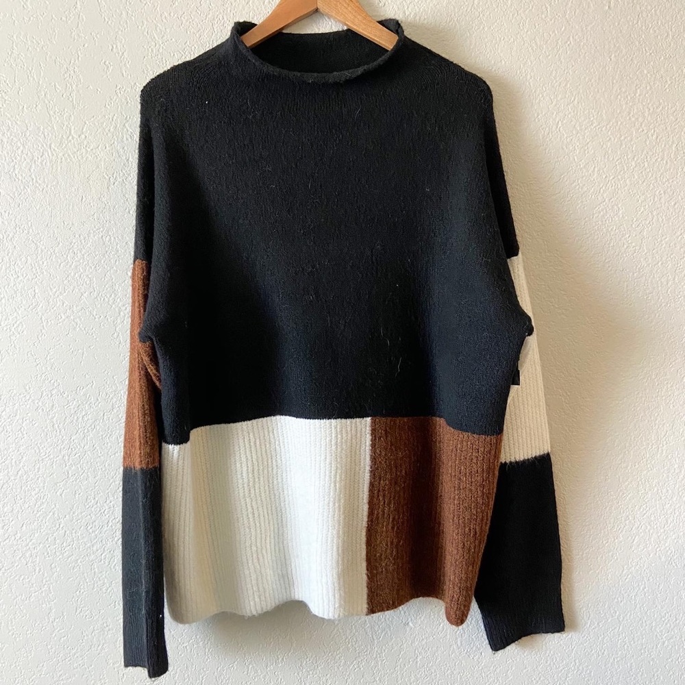 ENTRO Mock Neck Colorblock Sweater LARGE